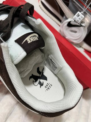 Nike Cortez Talla 38 Marrón/Blanco Nuevas Estrenar