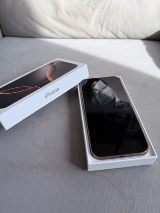 iPhone 16 Pro Max Oro