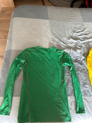 2 Camisetas Térmicas VFIT Verde y amarilla