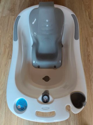 Bañera bebés con soporte. Banyera per nadons supor