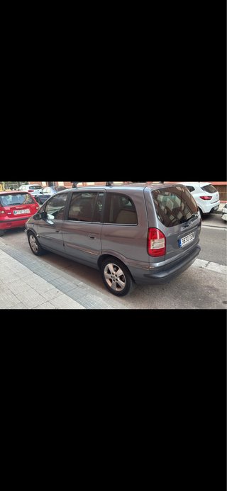 Opel Zafira 2004