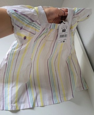 Vestido y braguita de bebé 24 meses a rayas.