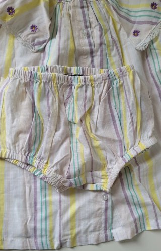 Vestido y braguita de bebé 24 meses a rayas.