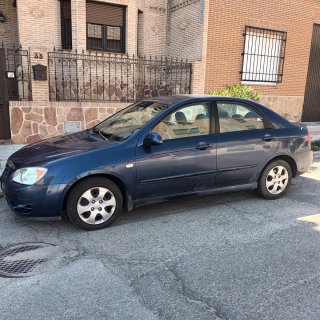 KIA Cerato 2004