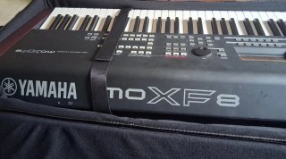 Yamaha MOXF8 Sintetizador 88 Teclas