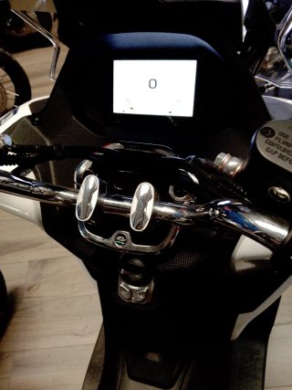 QJ MTX 125 - ¡Matrícula, Seguro y Baúl Gratis!