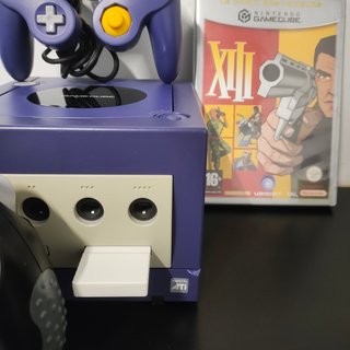 Nintendo GameCube Viola + Gioco XIII +2 controller