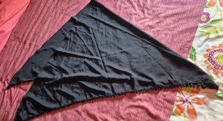Lote 3 Pañuelos y 1 Chal Negro