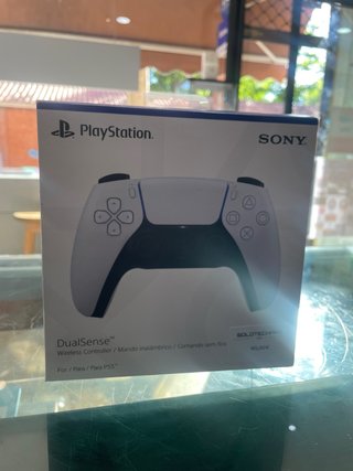 Playstation 5 + 2 MANDOS NUEVA CON TICKETS