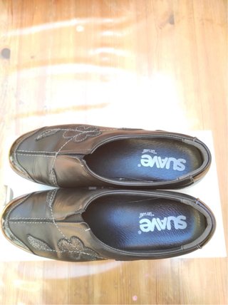 Zapatos Suave Negros con Diseño Floral