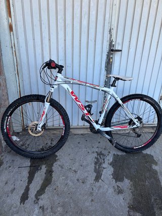 Bicicleta WST Montaña Blanca