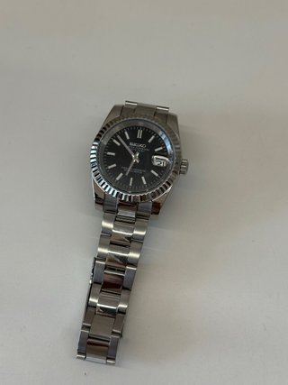 Seiko Mod Datejust 39mm Negro/Plata Automático