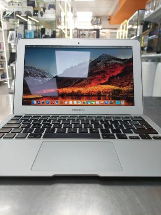 MacBook Air 11 128GB A1370 Plata