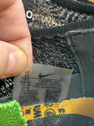 Nike Off-White Air Zoom Tempo Next%