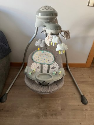 Columpio eléctrico bebé Kikkaboo