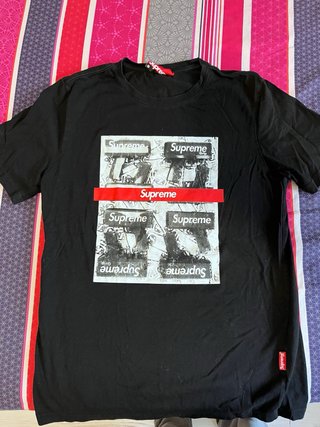Camisetas de diferentes tipos y marcas