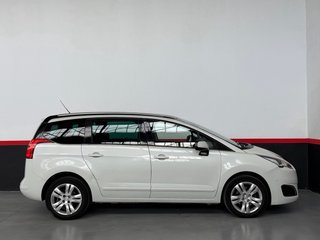 PEUGEOT 5008 / 7 PLAZAS / 1 PROPIETARIO