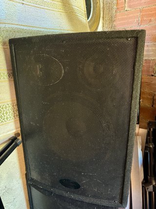 Altavoces Behringer Eurolive S1530