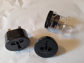 Adaptador Enchufe Universal Viaje