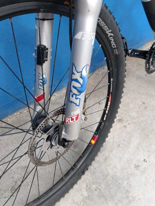 Bicicleta BTT BH Azul