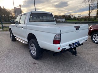 Mitsubishi L 200 2004