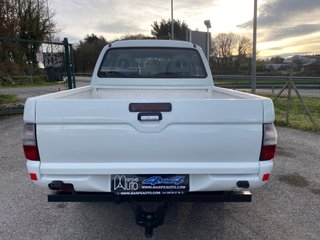 Mitsubishi L 200 2004