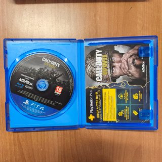 PS4 Slim 500GB + 2 Juegos + Cables + Mando