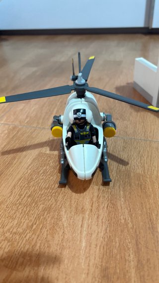 Comisaría Playmobil con helicóptero policia