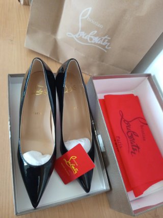 Zapatos de tacón  réplica de Christian Louboutin