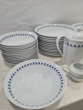 Vajilla Maison de Limoges Porcelana Azul y Blanca