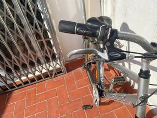Bicicleta TREK seminueva