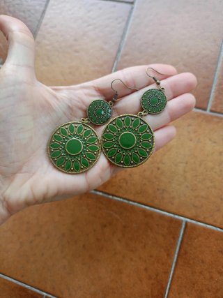 Orecchini donna pendenti oro e verdi