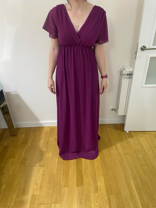Vestido largo morado invitada boda y regalo chal