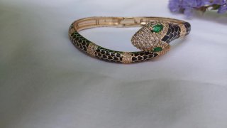 Juego de Joyería Jaguar y Serpiente dorada. Nueva