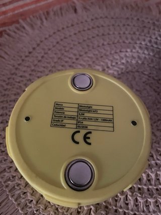 Baliza amarilla con 1 mes de uso, sin caja
