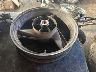 Llanta Trasera Kawasaki ER-6 (05-08)