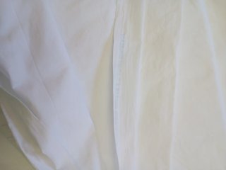 Juego de cama bordado a mano sin iniciales