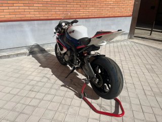 BMW S 1000 RR - Moto Deportiva