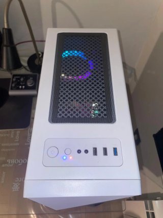 PC Gaming Ryzen 5 3600XT / GTX 1660 Super / 16GB