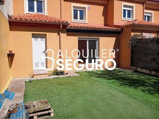 Chalet en alquiler en Aldeamayor de San Martín