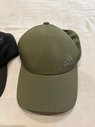 Pack 3 Gorras: Adidas, Arena, Stronghold