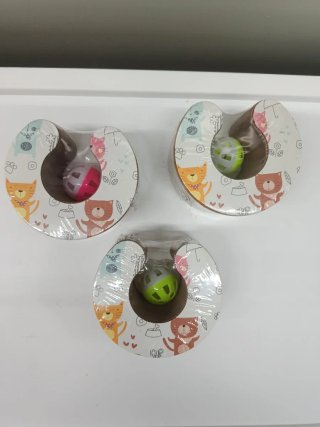 Rascador para gato con cascabel