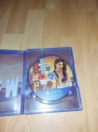 GTA V Premium Edition PS4