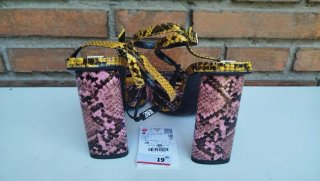 Sandalias Zara Tacón Ancho Piel Serpiente