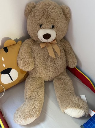 Oso de peluche grande marrón