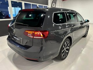 Volkswagen Passat Variant Executive 2.0TDi 2021