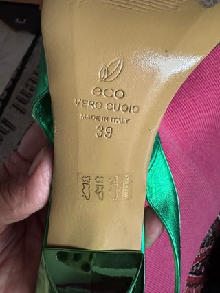 Sandalias ECO Piel Metalizada Verde