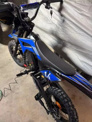 moto eléctrica niño