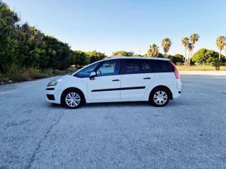 Citroen Grand C4 Picasso 2011