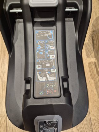 Silla Coche Uppababy Mesa i-size + Base